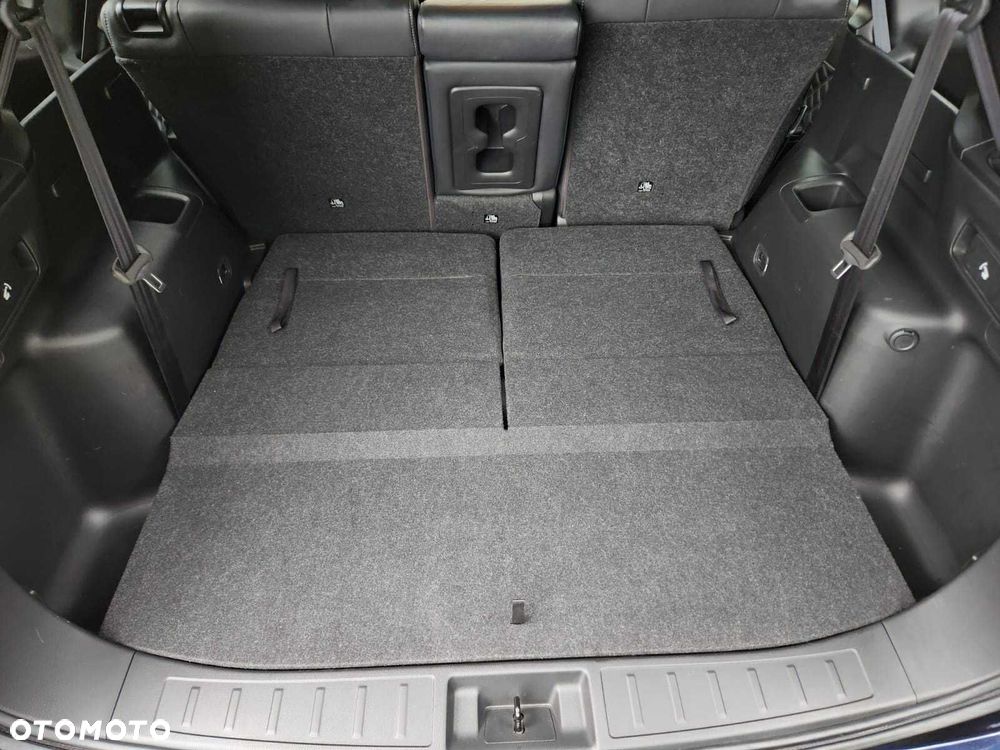 Mitsubishi Outlander - 12