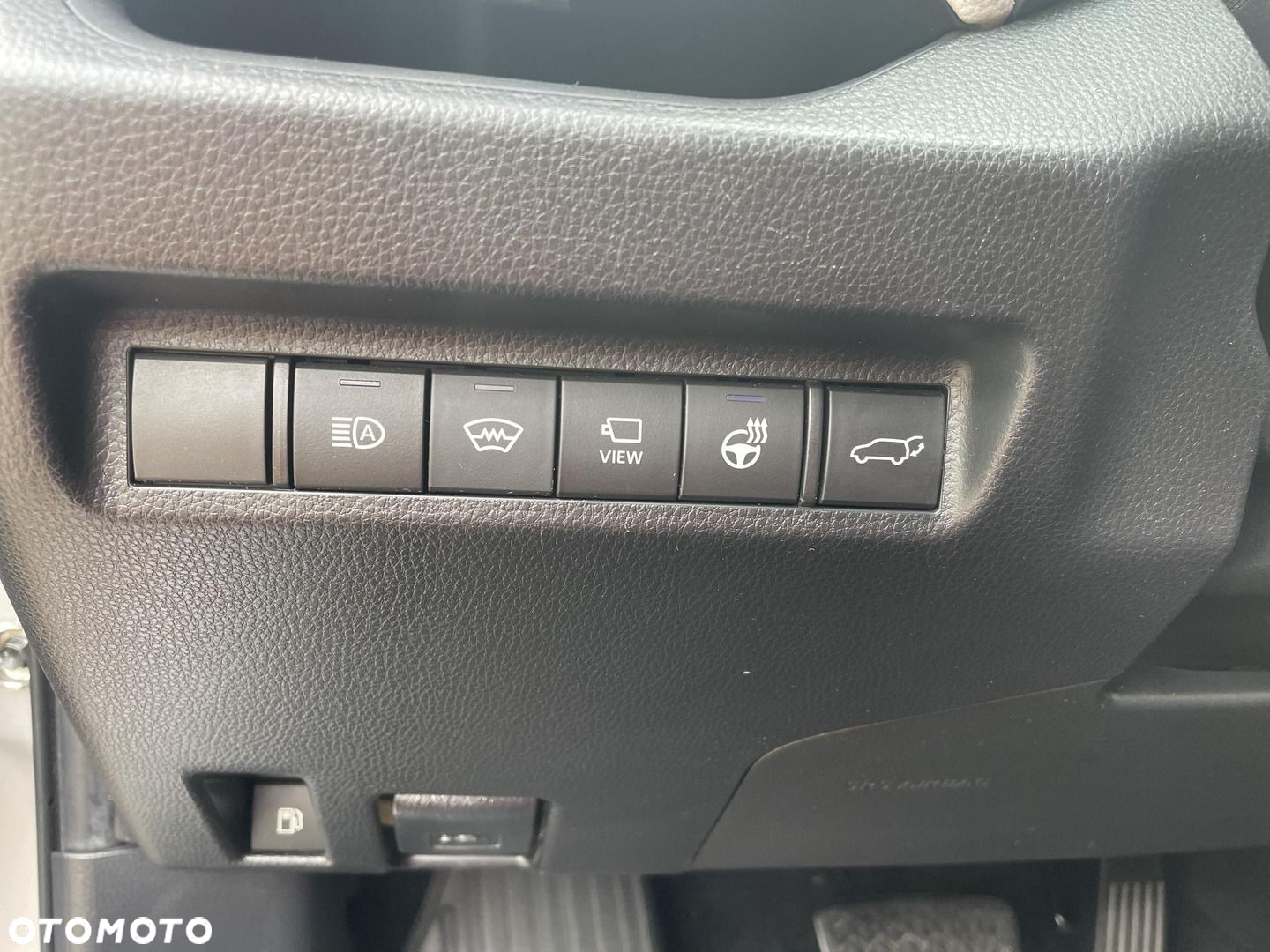 Toyota RAV4 - 28
