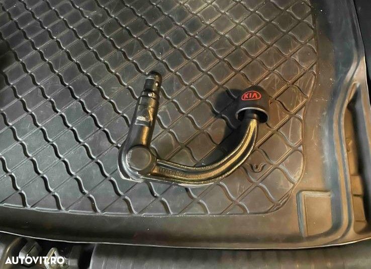 Kia Niro 1.6 GDI HEV 2WD OPF Aut. Vision - 10