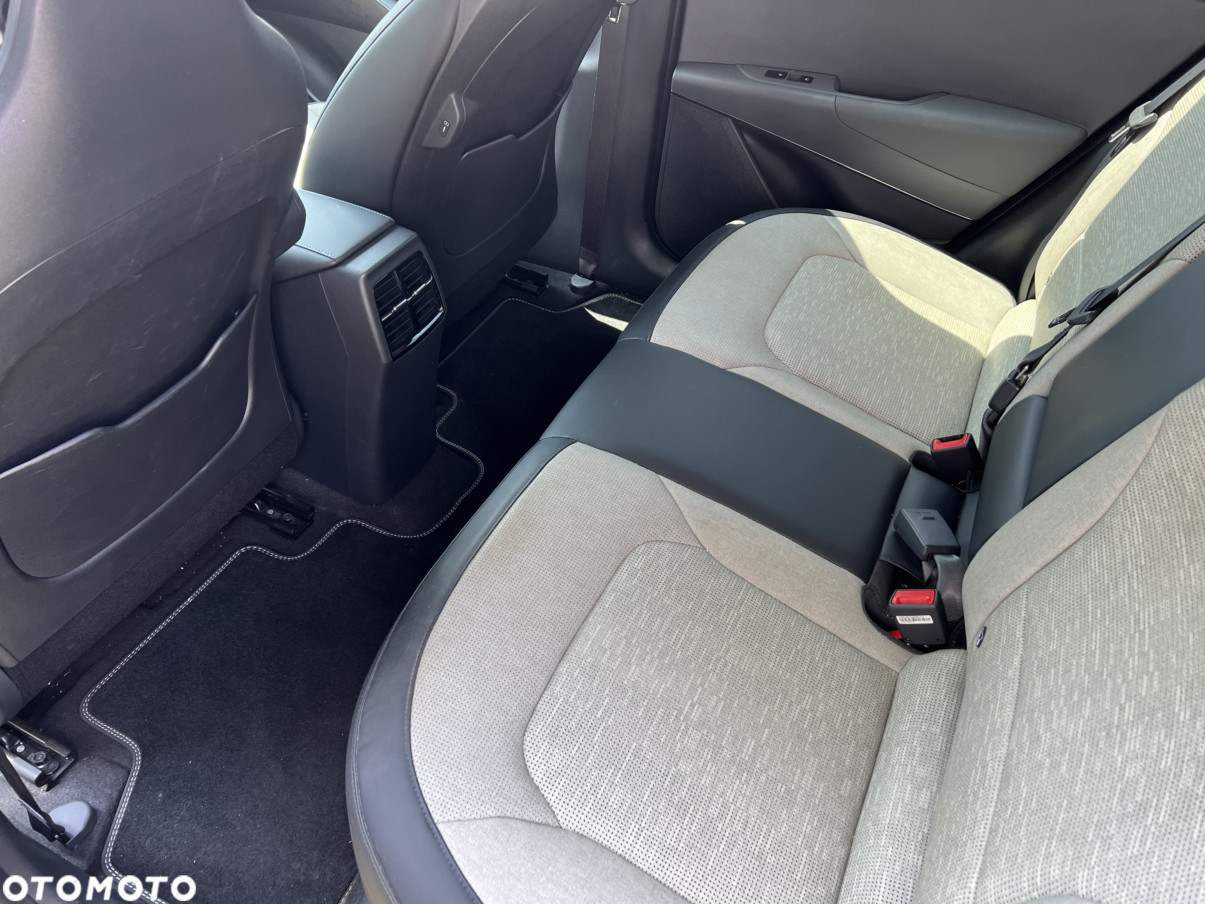 Kia Niro e-Niro 64kWh XL - 6