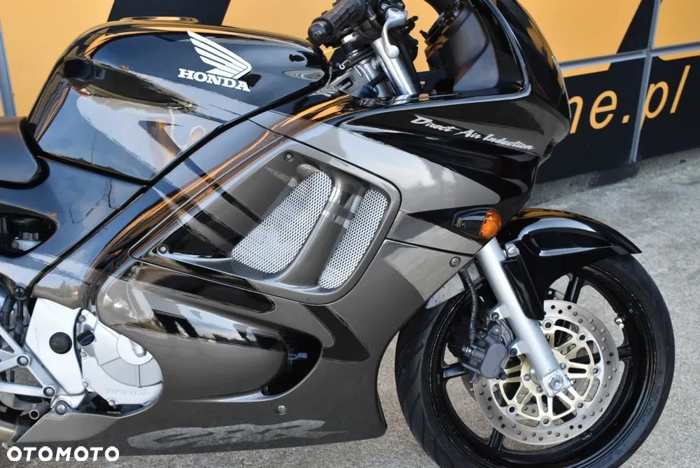 Honda CBR - 5