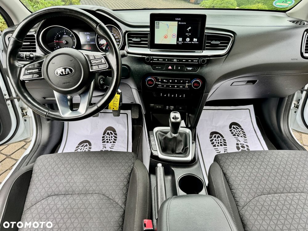 Kia Ceed 1.6 CRDi Platinum Edition - 7