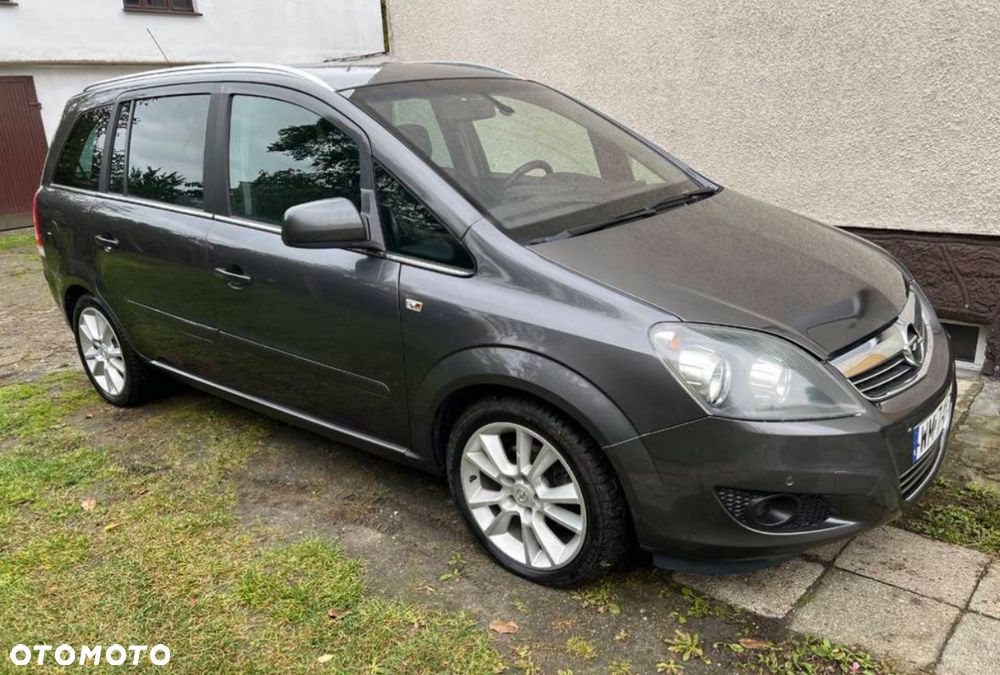 Opel Zafira 1.8 Cosmo EU5 - 9