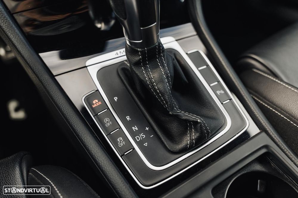 VW Golf 2.0 TSI R DSG - 35
