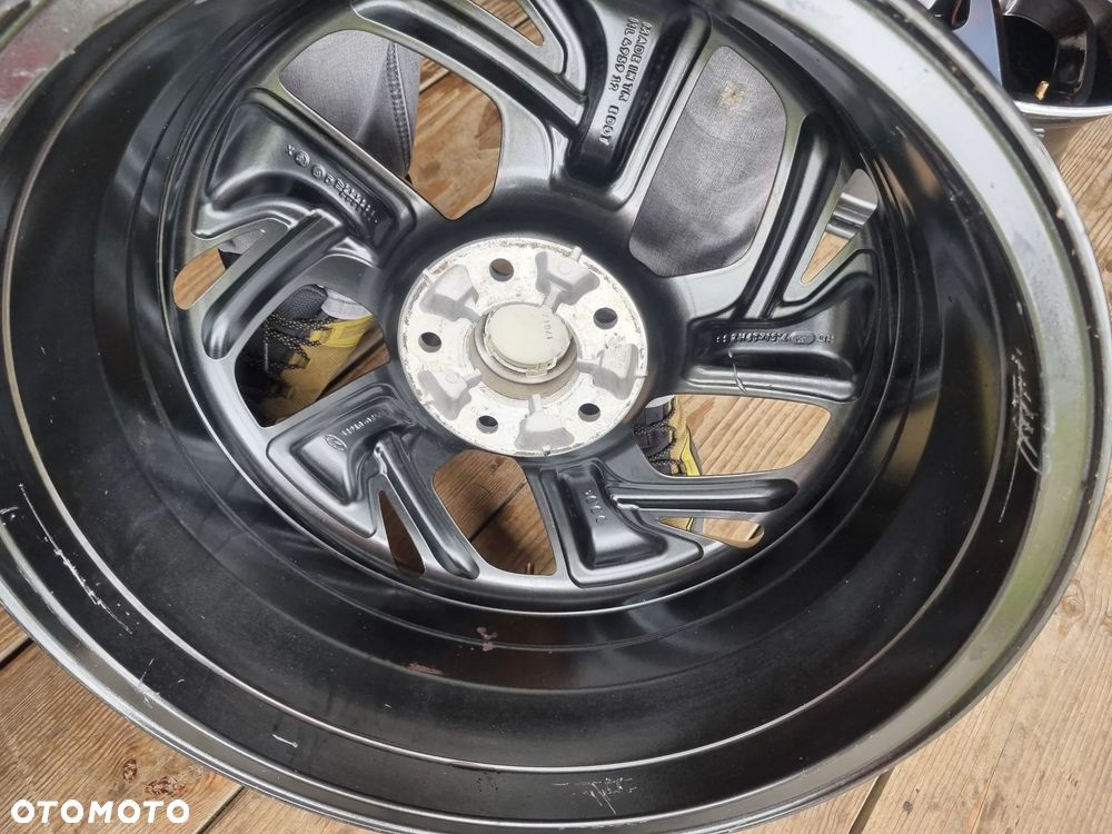 HYUNDAI TUCSON III,IX35,KONA,I30 ,KIA CEED,MAZDA 3,CX3 7.5x19 ET53 bdb stan - 15