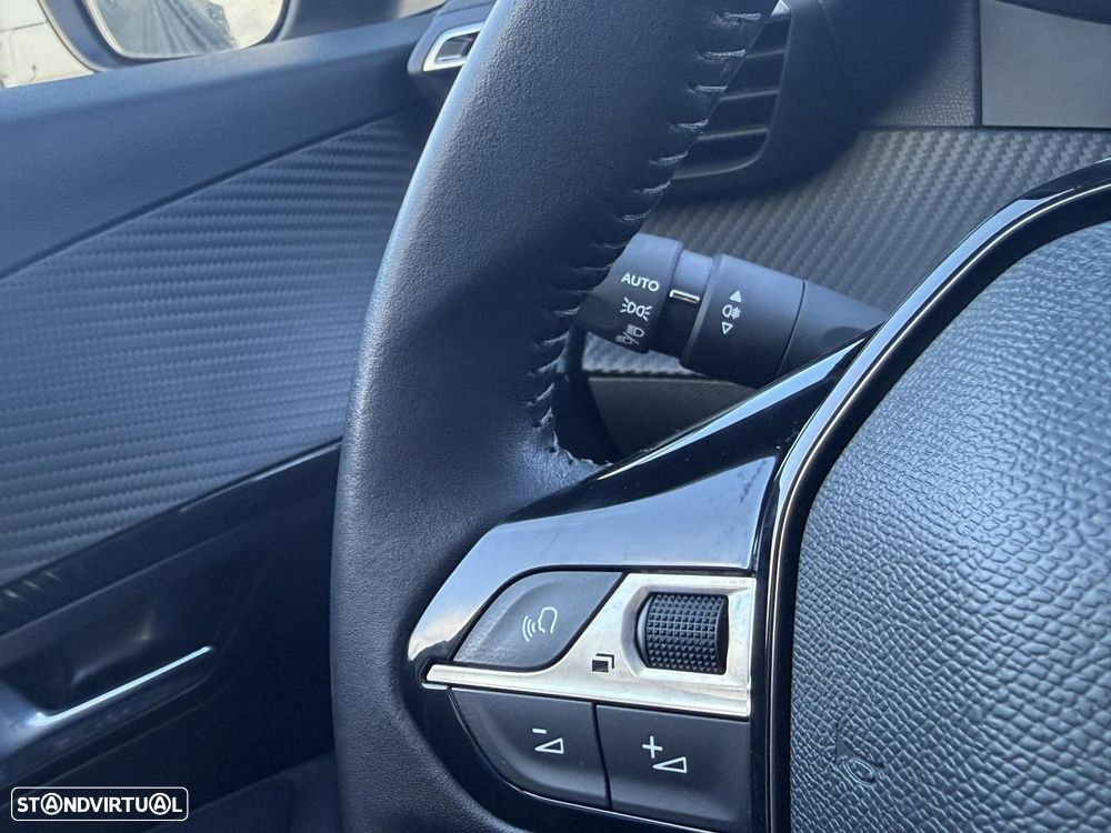 Peugeot e-208 50 kWh Allure - 30