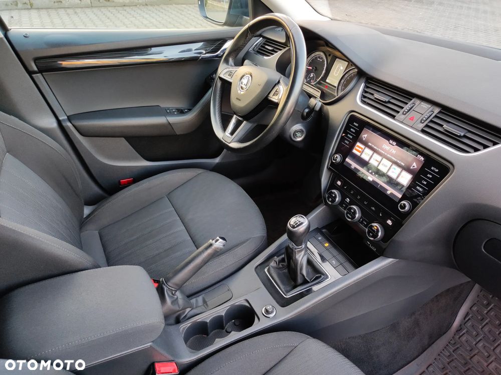 Skoda Octavia 2.0 TDI Style - 22