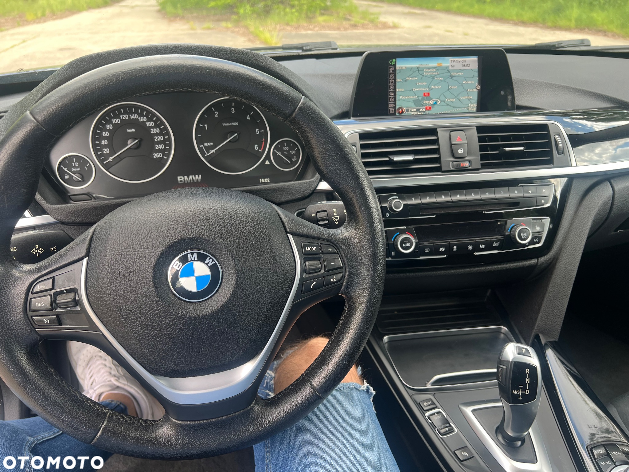 BMW Seria 3 318d - 15