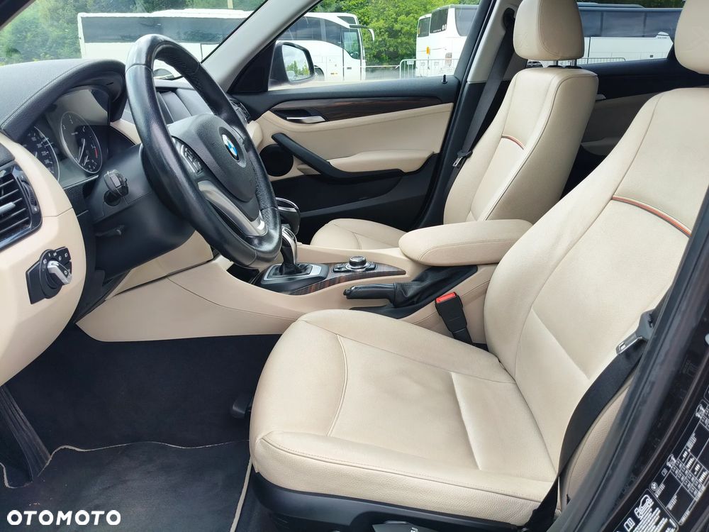 BMW X1 - 13