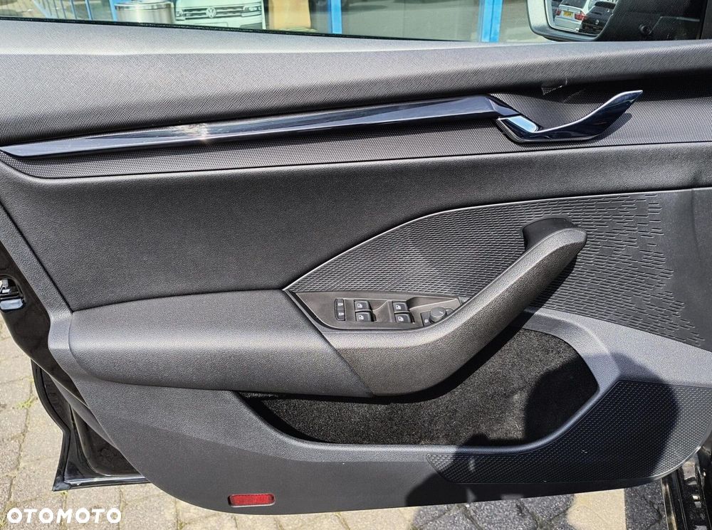 Skoda Octavia 1.5 TSI e-Tec Ambition DSG - 21