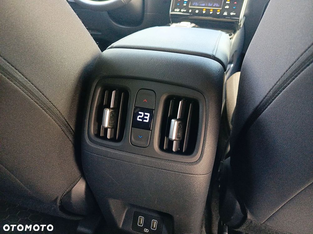 Hyundai Tucson 1.6 T-GDi HEV Executive 2WD - 19