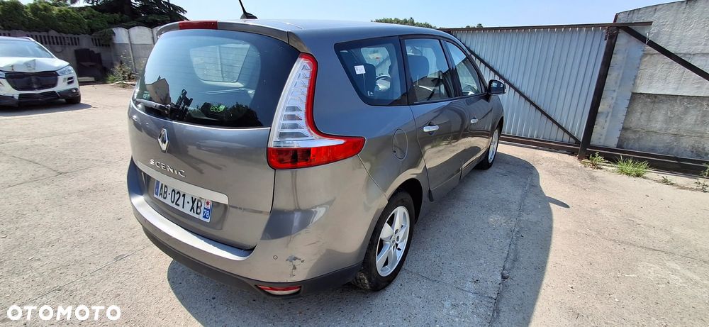 Renault Grand Scenic dCi 110 LIMITED - 6