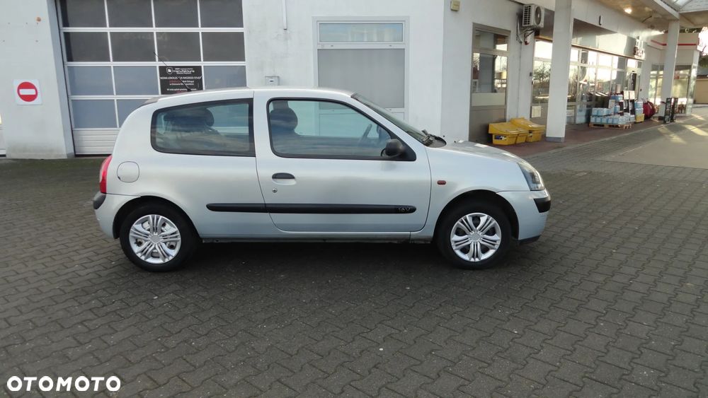 Renault Clio 1.2 16V Authentique - 3