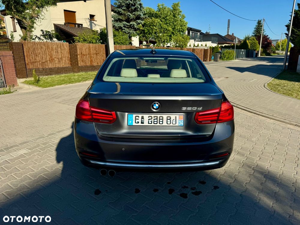 BMW Seria 3 320d Efficient Dynamics Luxury Line EU6 - 4