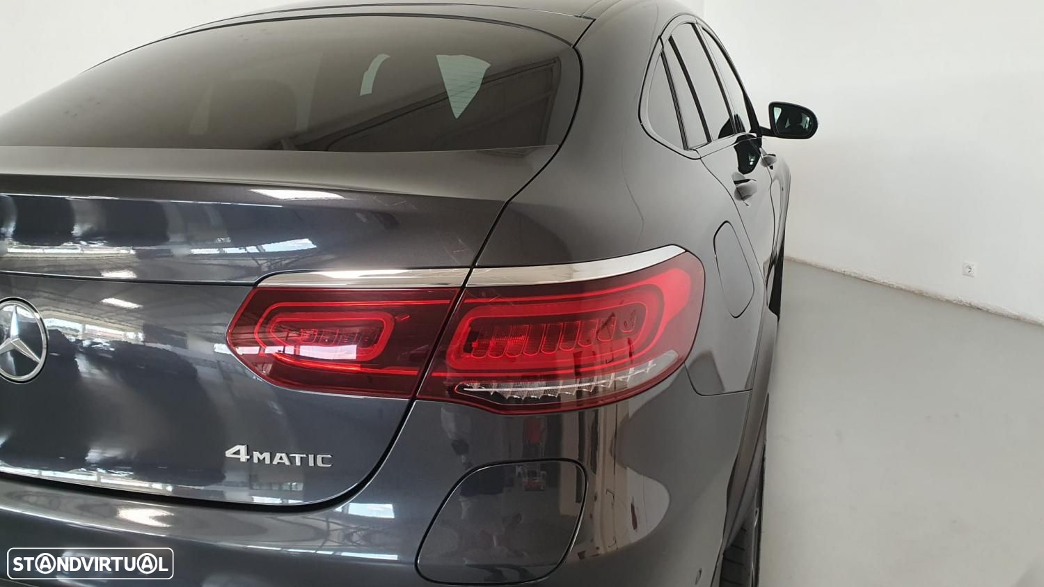 Mercedes-Benz GLC 300 Coupe de 4Matic 9G-TRONIC - 11
