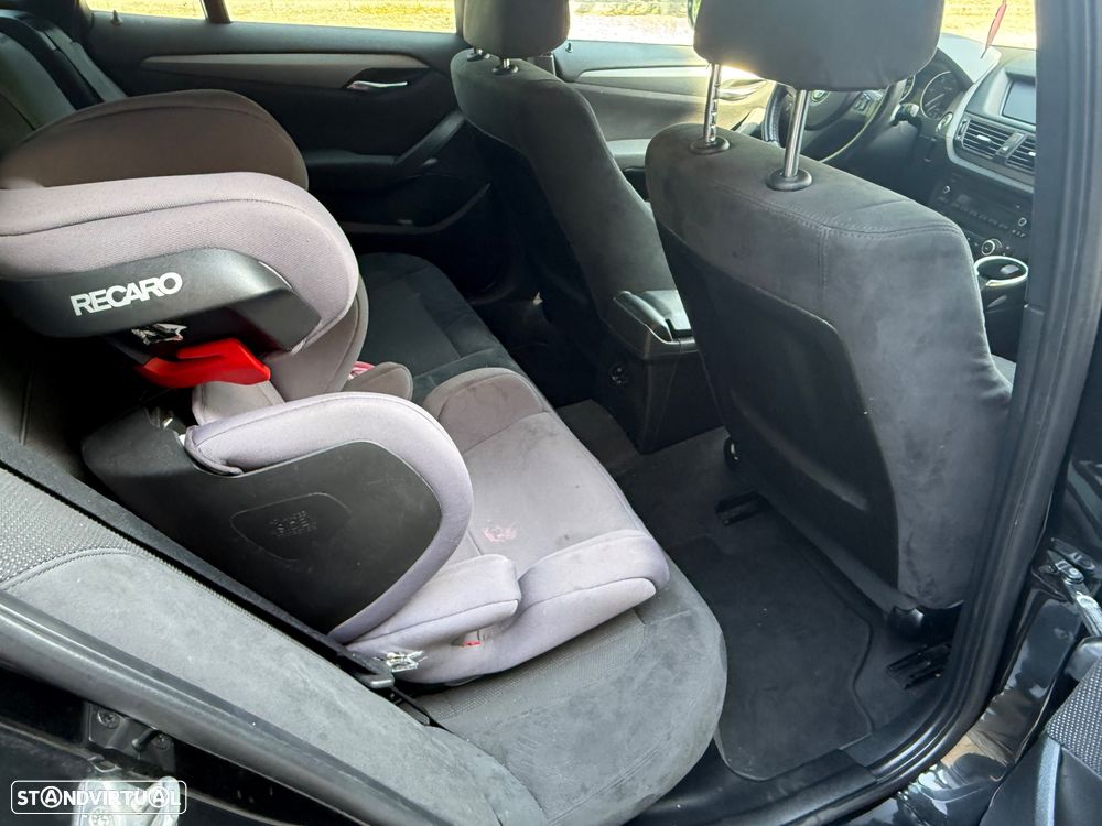 BMW X1 18 d sDrive Pack M - 9