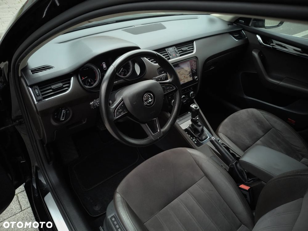Skoda Octavia 1.8 TSI DSG L&K - 10