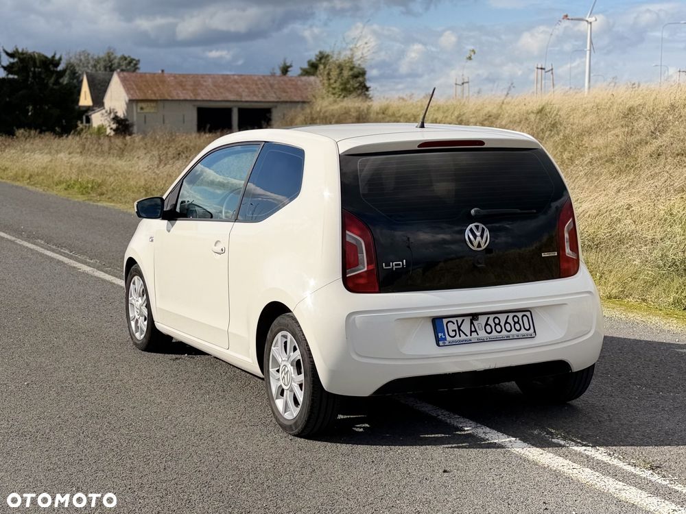 Volkswagen Up 2012 photo 4