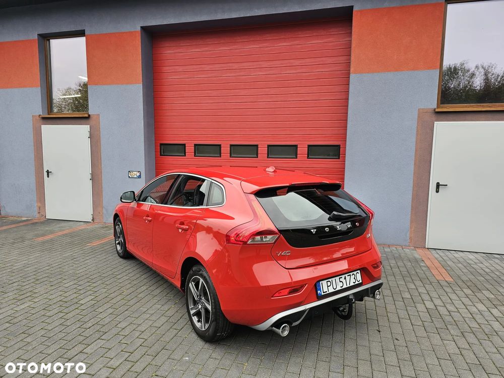 Volvo V40 D4 Summum - 9