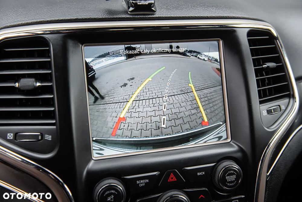 Jeep Grand Cherokee - 29