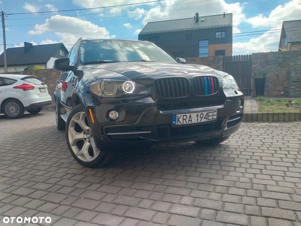 BMW X5 4.8i - 10
