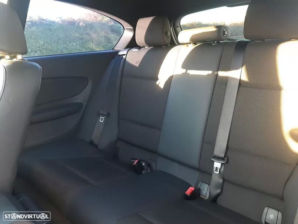 BMW 118 d Line Sport - 27