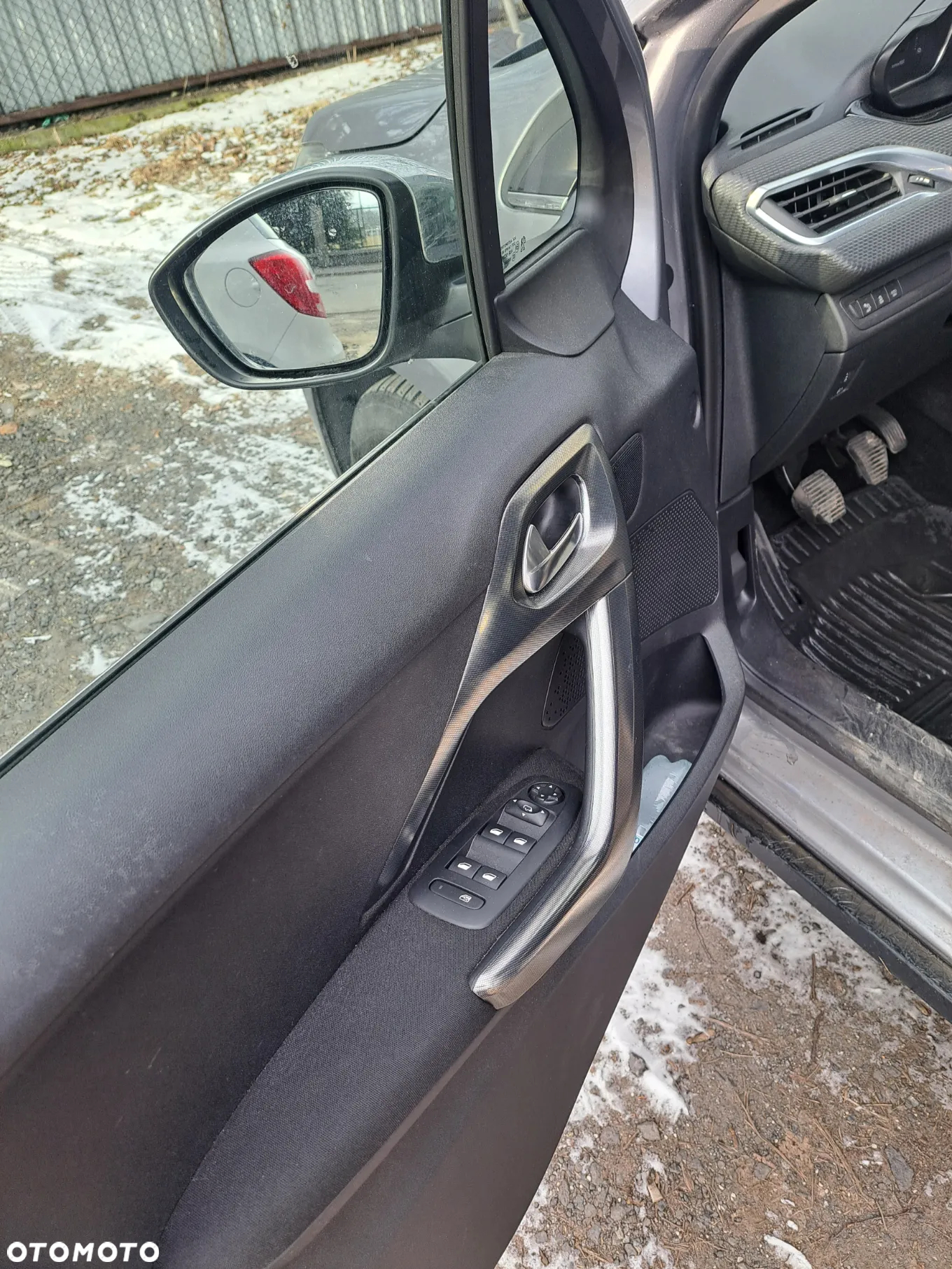 Peugeot 2008 1.6 BlueHDi Active - 8