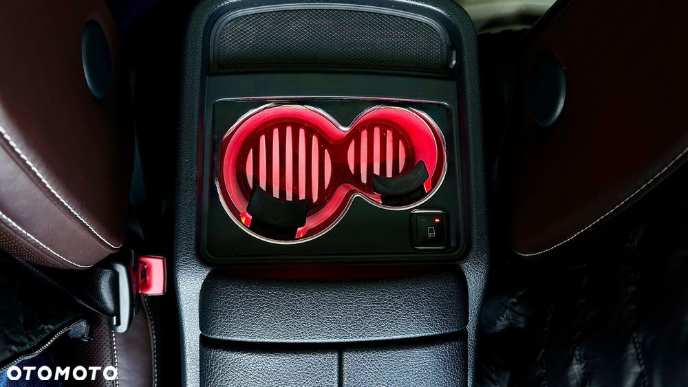 Mercedes-Benz Klasa V 250 d 4-Matic Avantgarde 7G-Tronic (d³ugi) - 24