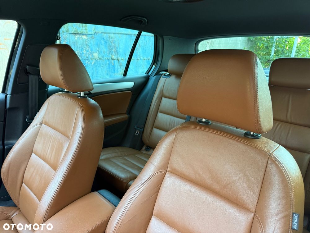 Volkswagen Golf - 13