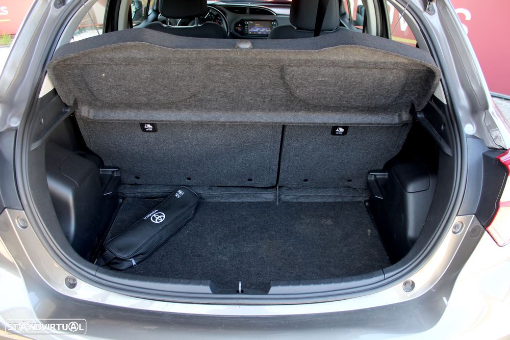 Toyota Yaris 1.5 HSD Comfort+P.Style - 5