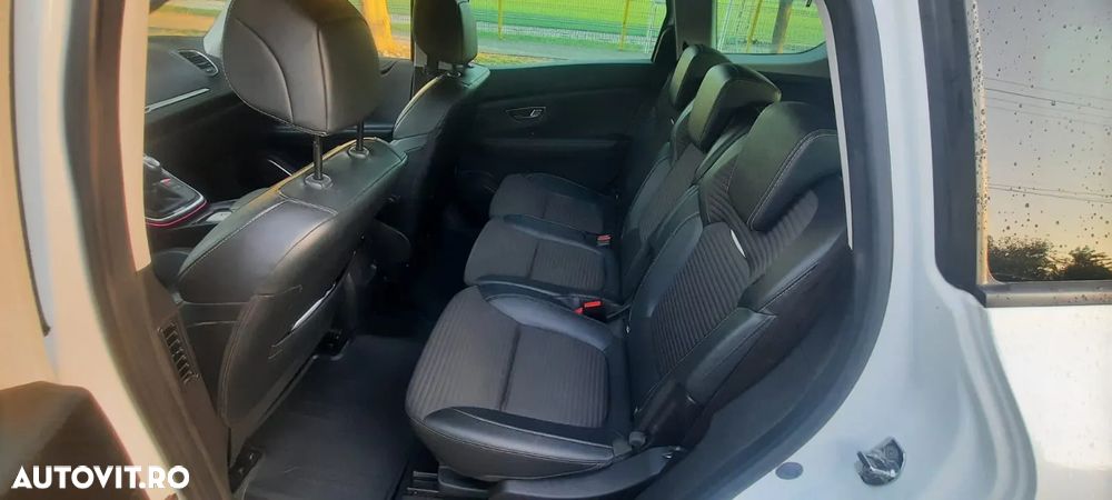Renault Grand Scenic ENERGY TCe 160 BOSE EDITION - 10