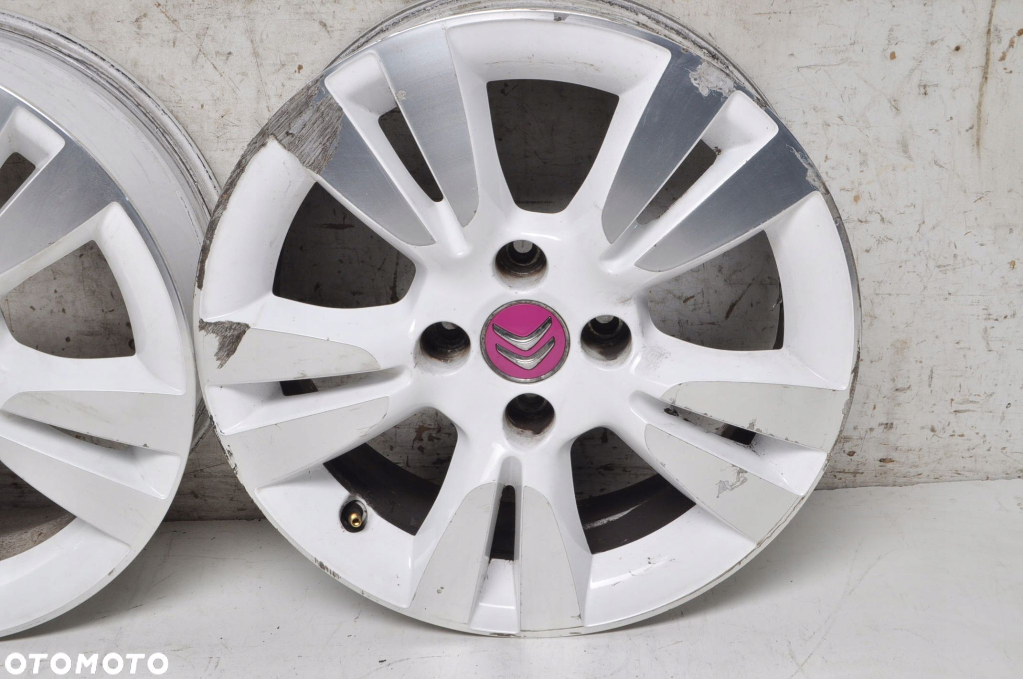 CITROEN  FELGI ALUMINIOWE 9688118277 R16 6J 4X108 ET22 KOMPLET - 2
