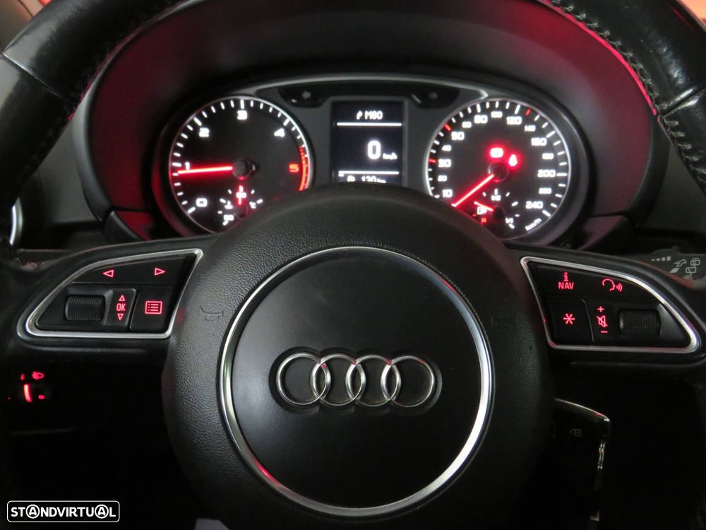 Audi A1 Sportback 1.6 TDI S tronic - 15