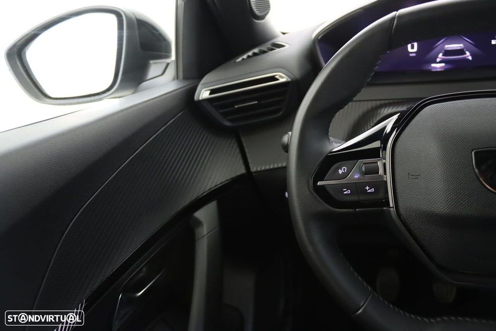 Peugeot 2008 PureTech 100 Allure - 10