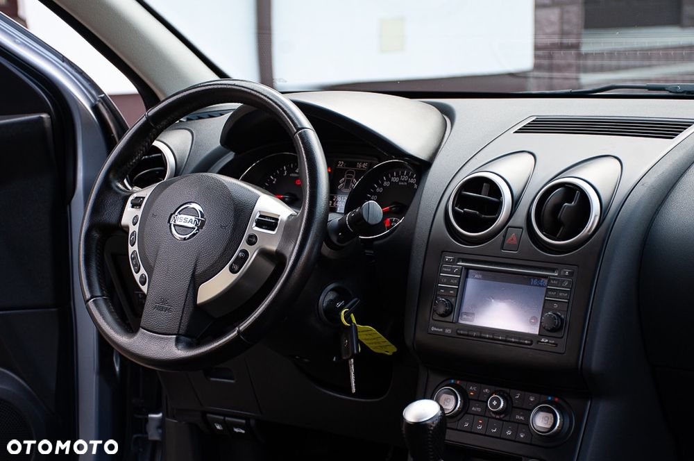 Nissan Qashqai+2 2.0 Acenta - 26