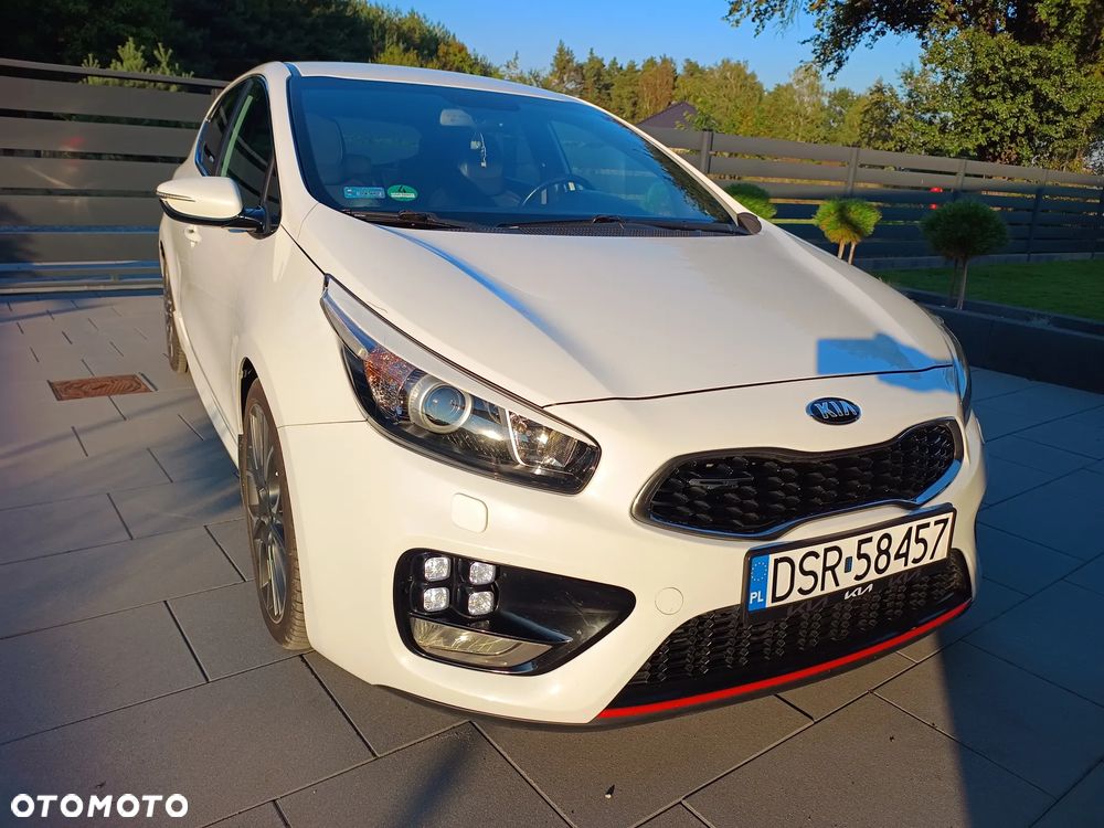 Kia Ceed 1.6 T-GDI GT L - 3
