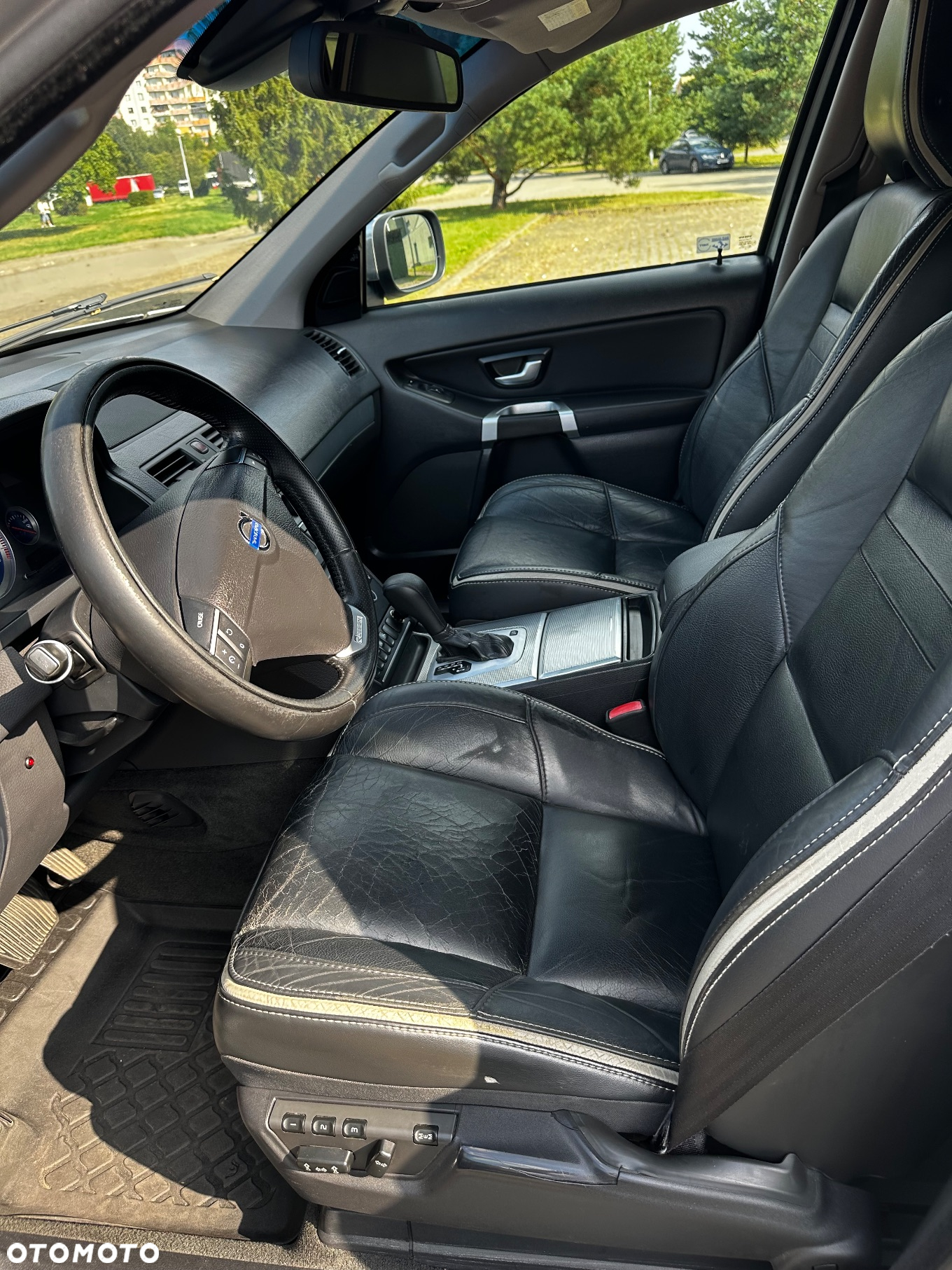 Volvo XC 90 3.2 AWD R-Design - 24