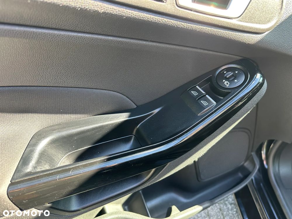 Ford Fiesta - 22