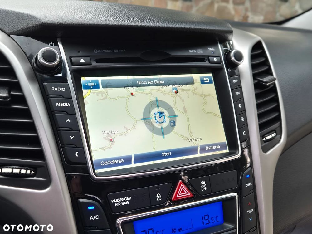Hyundai i30 blue Kombi 1.6 CRDi DCT Premium - 33