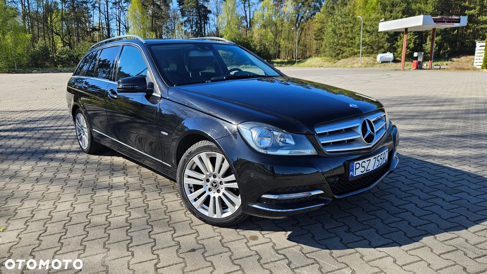 Mercedes-Benz Klasa C 180 CGI BlueEff Avantgarde - 2