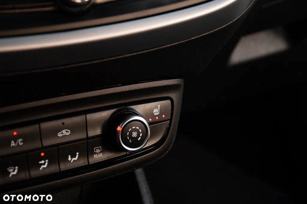 Opel Crossland X 1.2 Start/Stop Limited Edition - 24