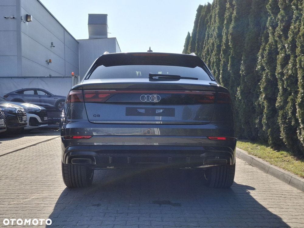 Audi Q8 - 6