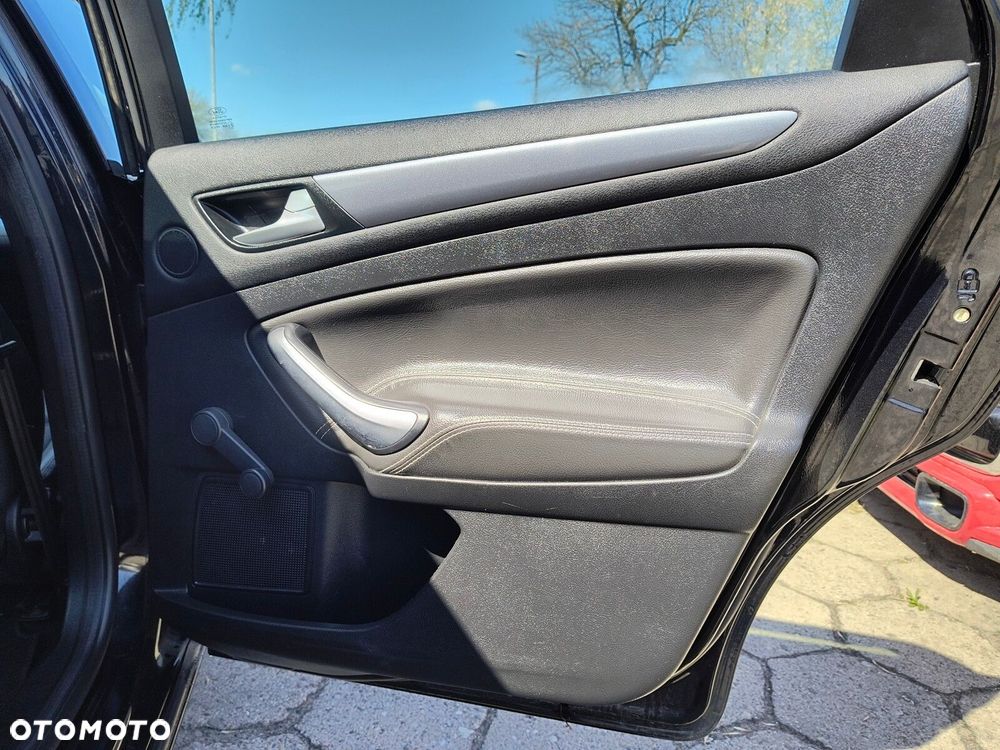 Ford Mondeo - 11