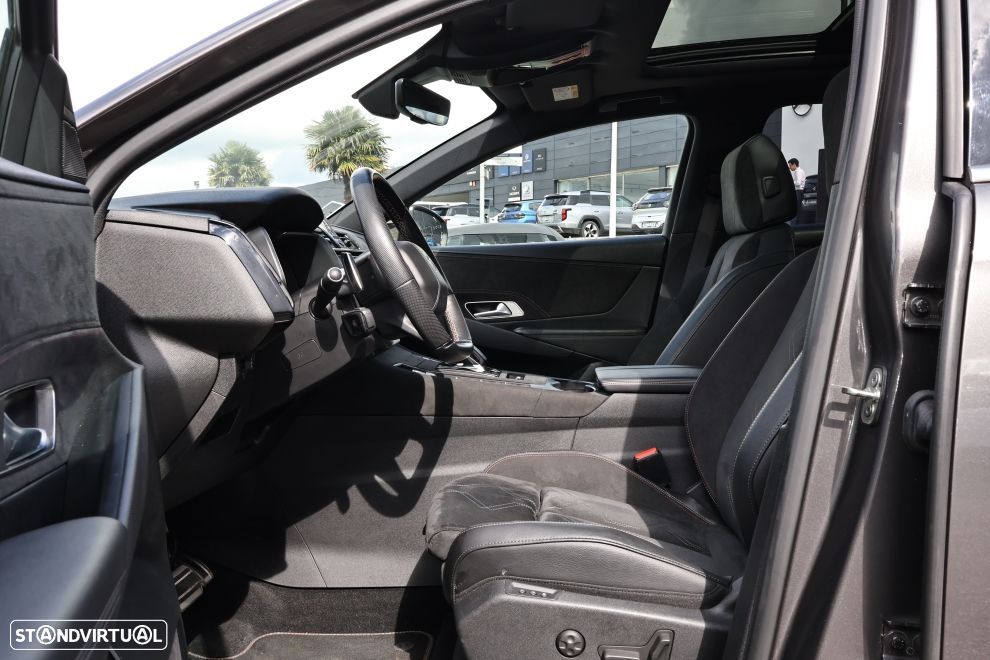 DS DS7 Crossback E-Tense Performance Line+ EAT8 - 18