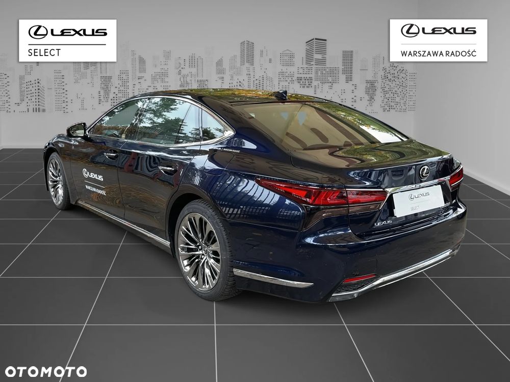 Lexus LS - 4
