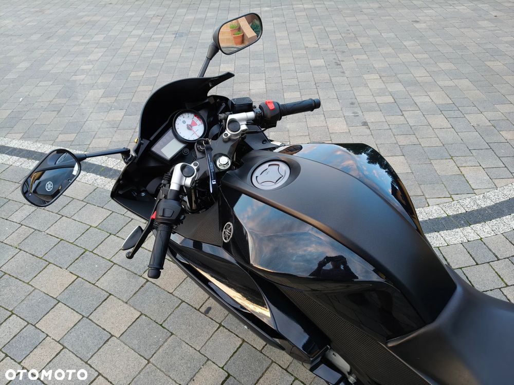 Yamaha R125 - 11