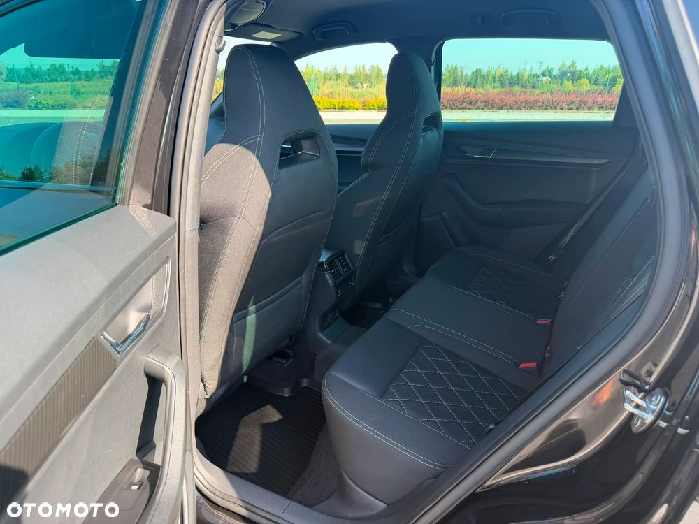 Skoda Karoq 2.0 TDI SCR 4x4 DSG Sportline - 17