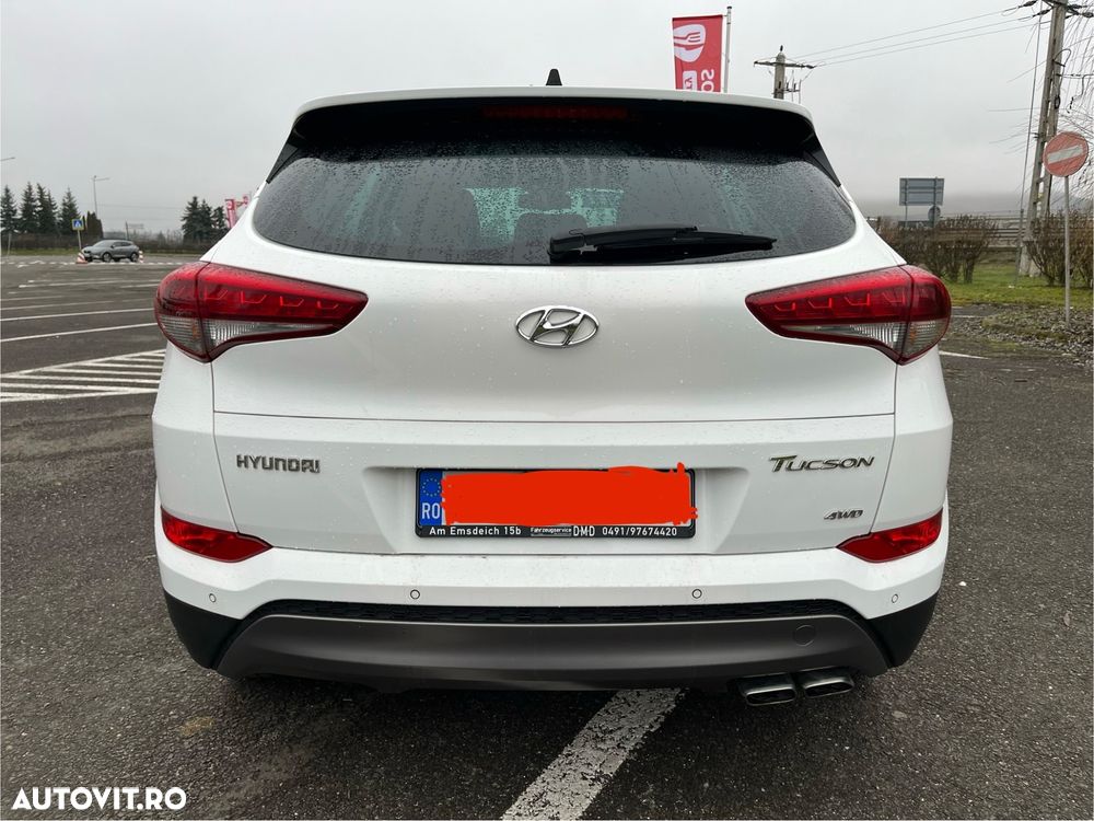 Hyundai Tucson 2.0 CRDI 4WD Automatik Premium - 3