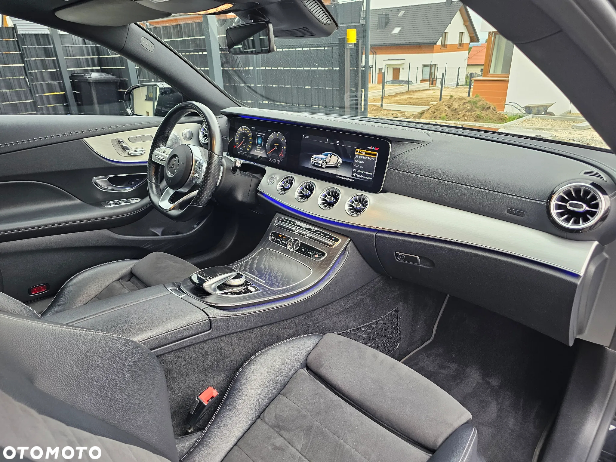 Mercedes-Benz Klasa E 220 d Coupe 4-Matic AMG - 9