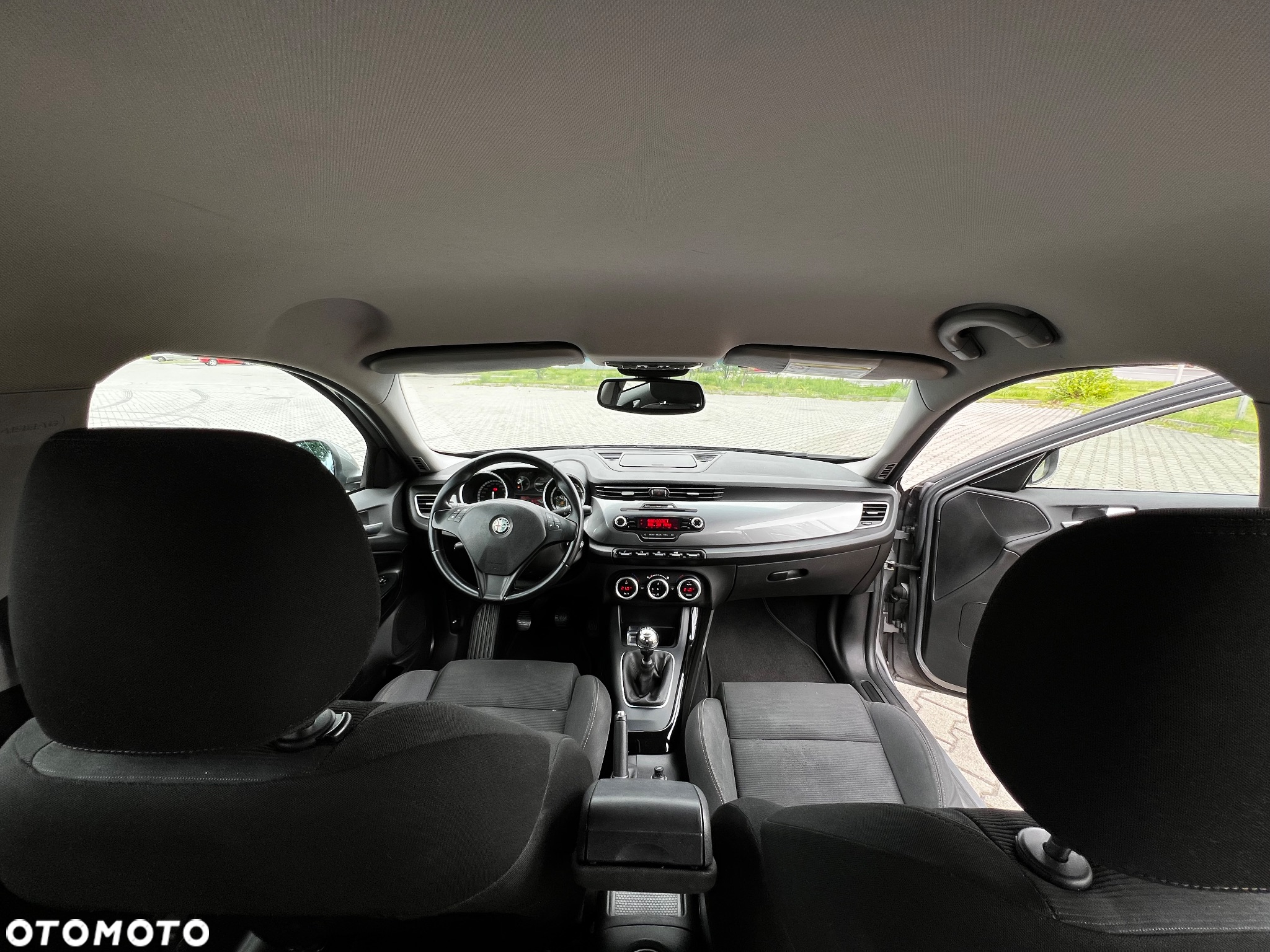 Alfa Romeo Giulietta 1.6 JTDM Distinctive - 8